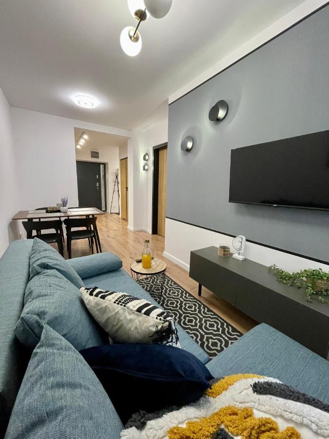 Przestronny Apartament W Centrum Miasta Radom Kültér fotó