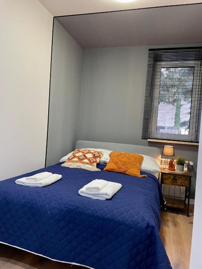 Przestronny Apartament W Centrum Miasta Radom Kültér fotó