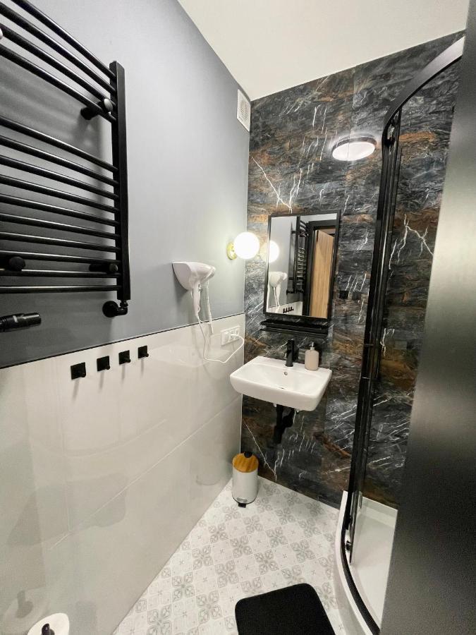 Przestronny Apartament W Centrum Miasta Radom Kültér fotó
